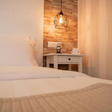 Hotel Blue Marine Линяно Сабиадоро Екстериор снимка